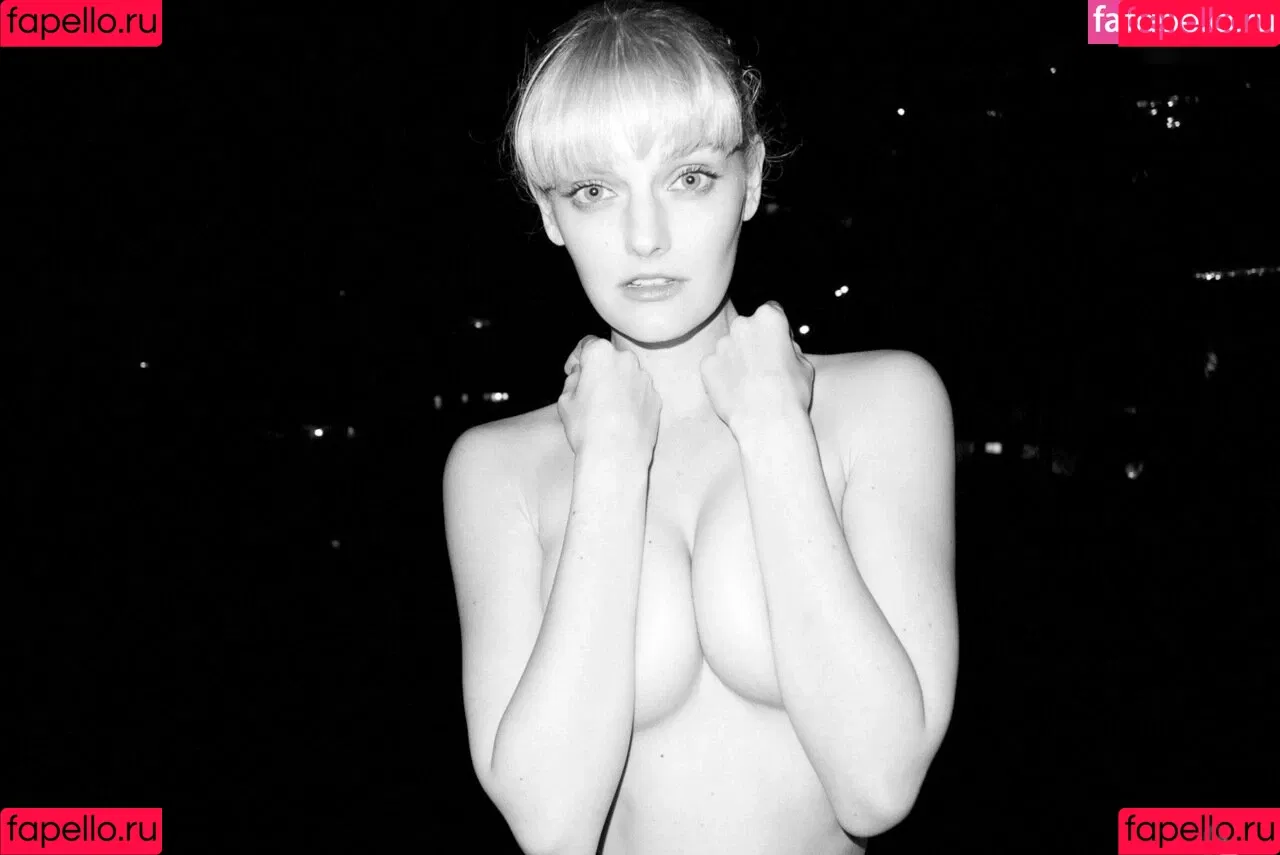 Lydia Hearst Onlyfans Photo Gallery 