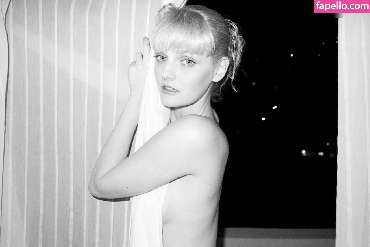 Lydia Hearst Onlyfans Photo Gallery 