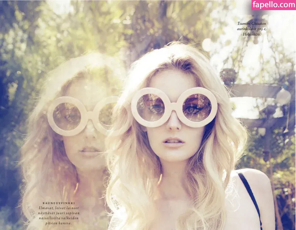 Lydia Hearst Onlyfans Photo Gallery 