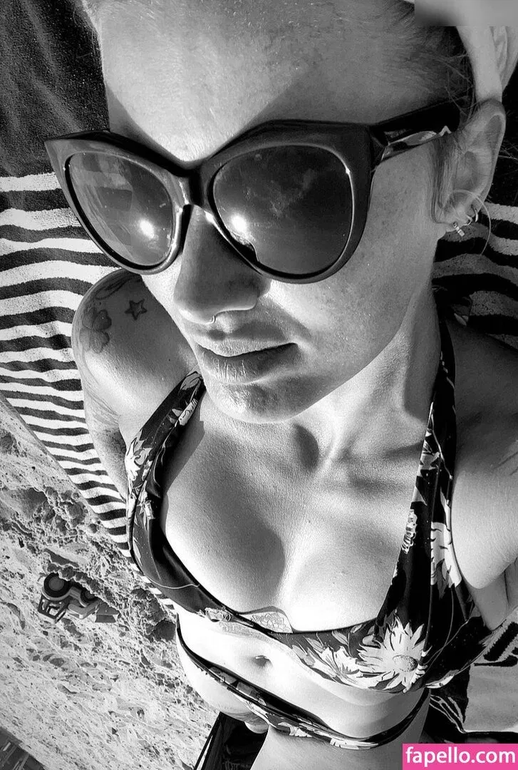 Pia Tillmann Onlyfans Photo Gallery 