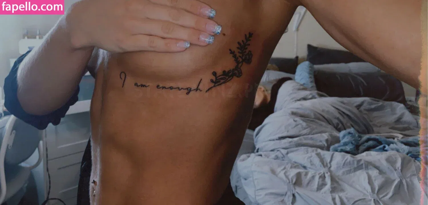 Allie Ross Onlyfans Photo Gallery 