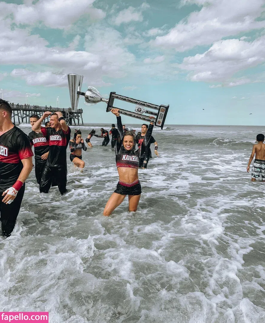 Allie Ross Onlyfans Photo Gallery 