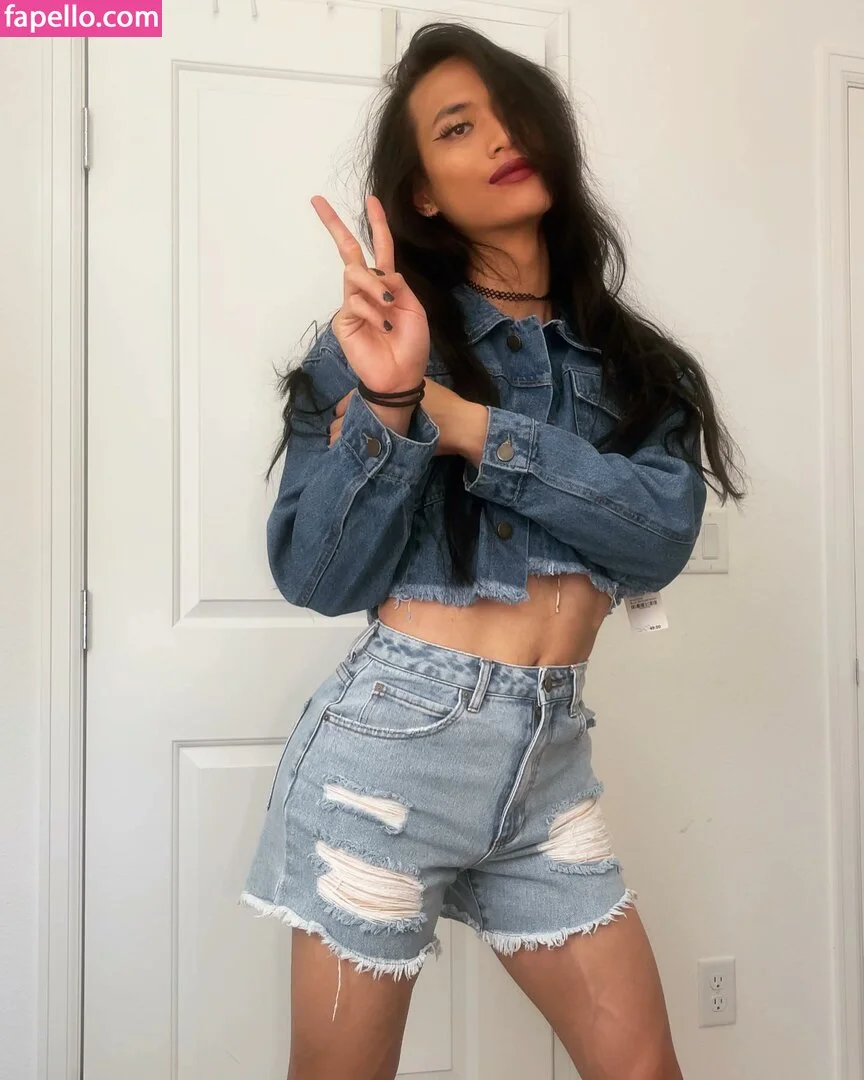 I.am.nicolepop Onlyfans Photo Gallery 