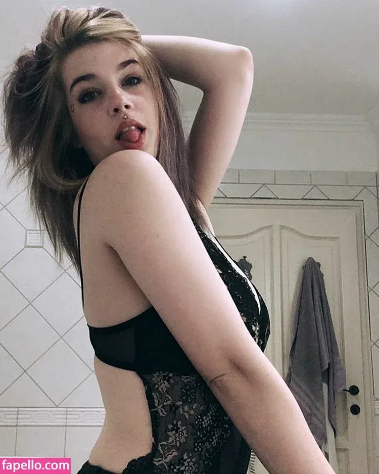 inkstawitch Onlyfans Photo Gallery 