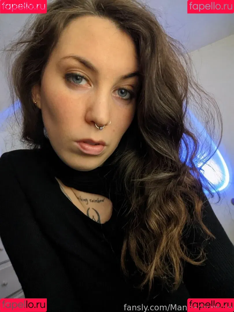 MandarinaWine Onlyfans Photo Gallery 