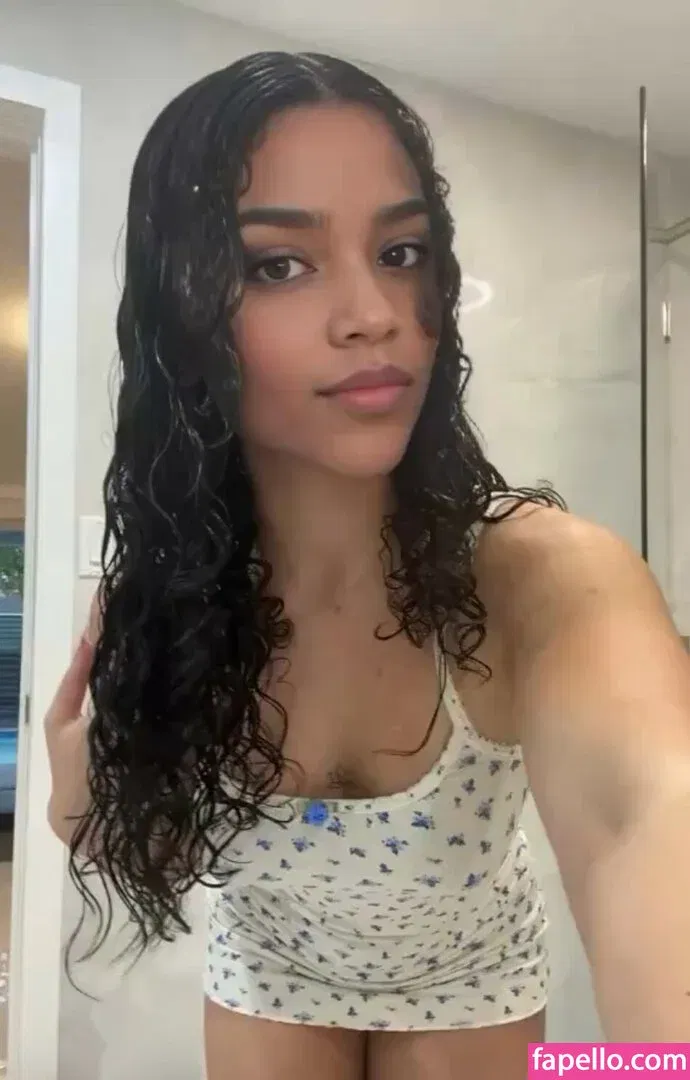 Poppy Goldcakes Onlyfans Photo Gallery 