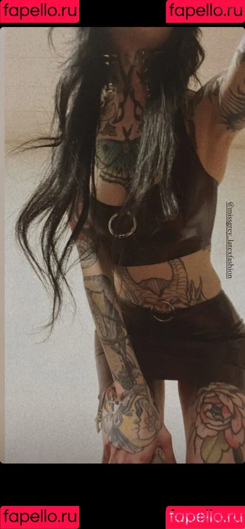 Alina Benson/Alinabnsn Onlyfans Photo Gallery 
