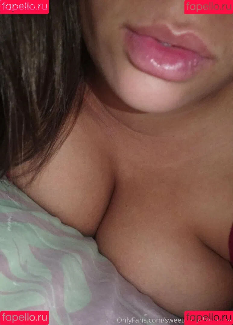 swtcndybigboobs Onlyfans Photo Gallery 