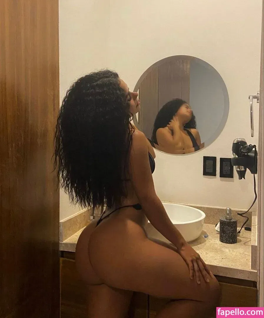 Carolina Herrera Onlyfans Photo Gallery 