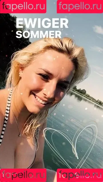 Alinas Landleben Onlyfans Photo Gallery 
