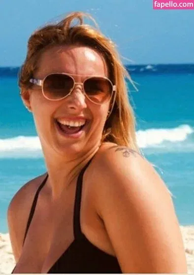 Alinas Landleben Onlyfans Photo Gallery 