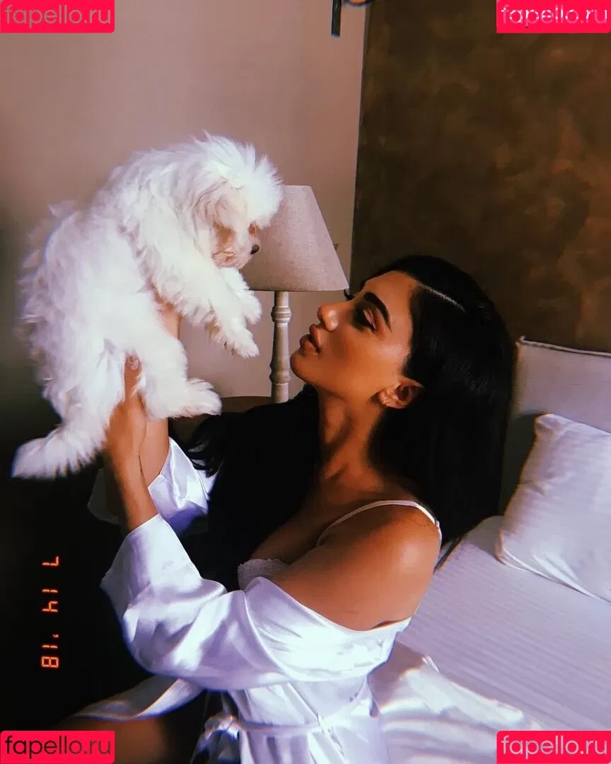 melinda ademi Onlyfans Photo Gallery 