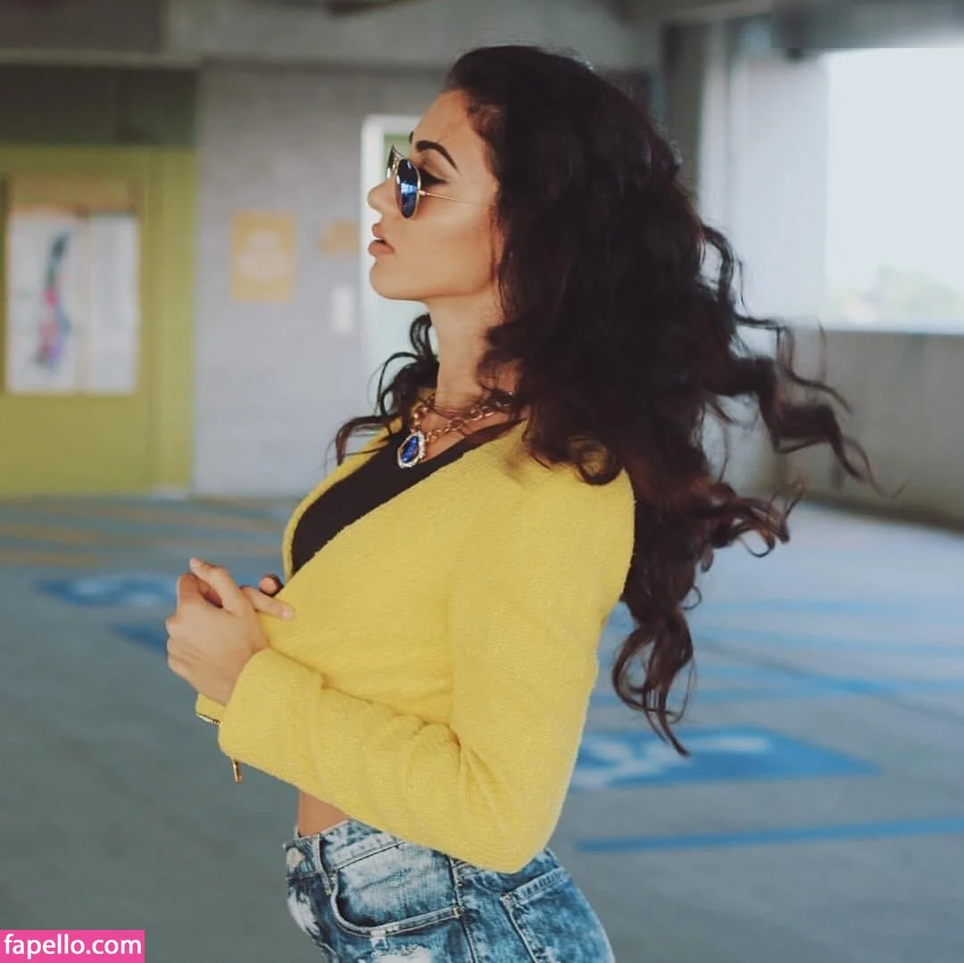 melinda ademi Onlyfans Photo Gallery 