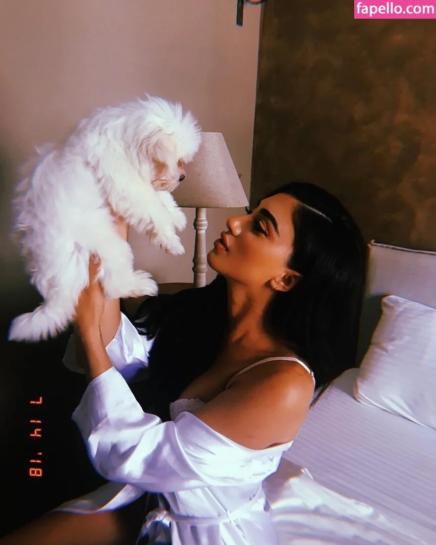 melinda ademi Onlyfans Photo Gallery 