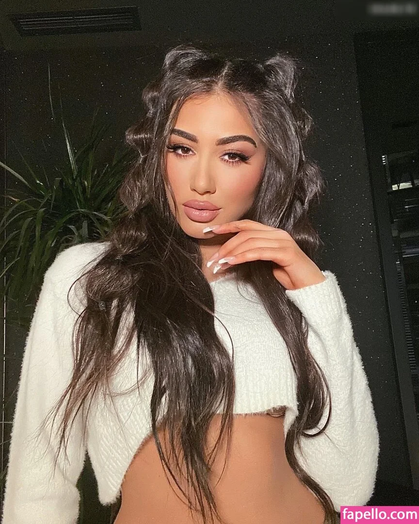 melinda ademi Onlyfans Photo Gallery 