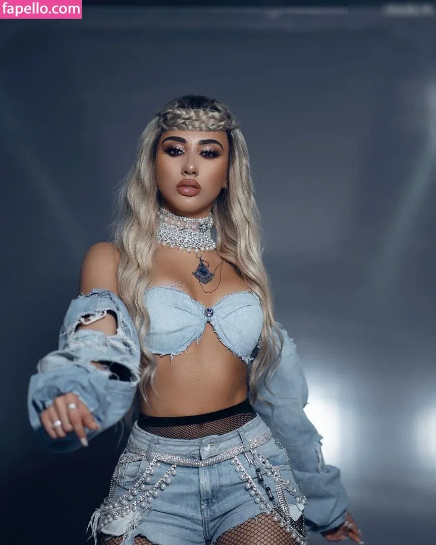 melinda ademi Onlyfans Photo Gallery 