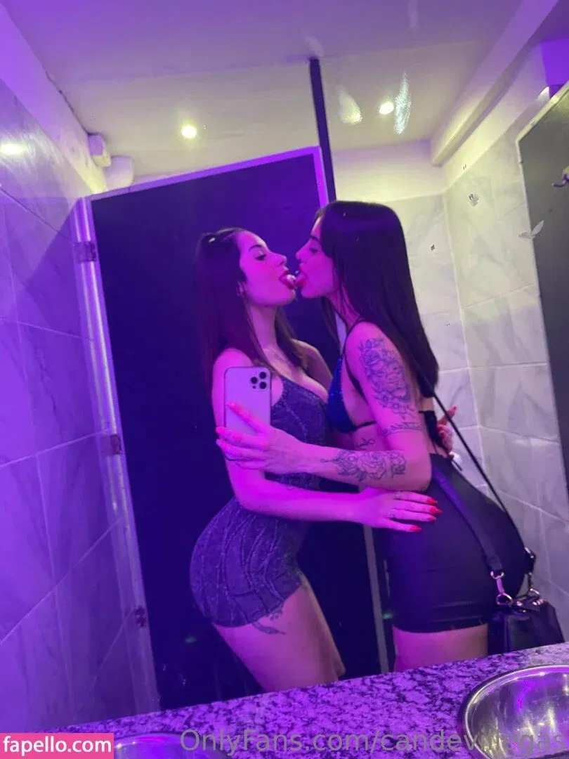 candevillegas Onlyfans Photo Gallery 