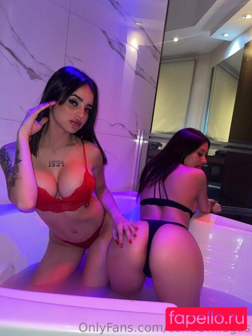 candevillegas Nude Onlyfans Photo 5