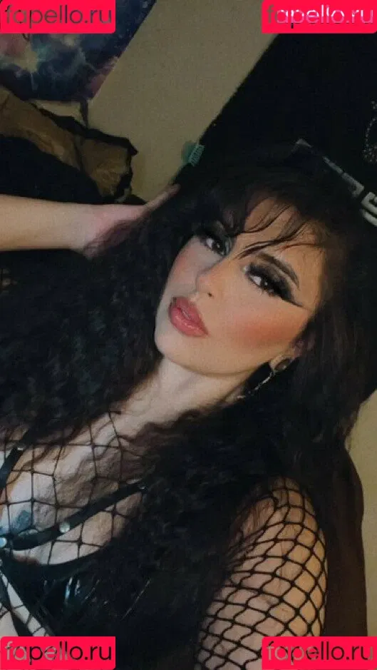 TiestaBluestone Onlyfans Photo Gallery 