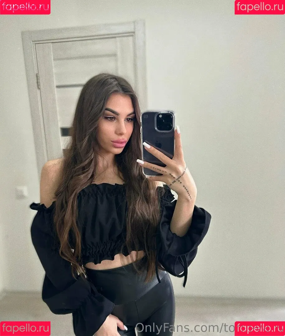 tori.evans Onlyfans Photo Gallery 