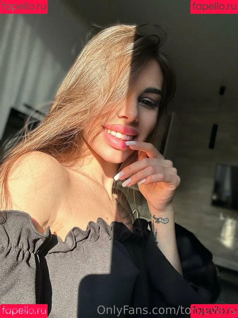 tori.evans Onlyfans Photo Gallery 