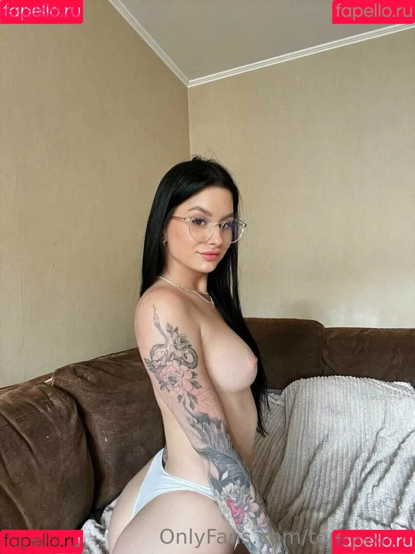 tori.evans Onlyfans Photo Gallery 