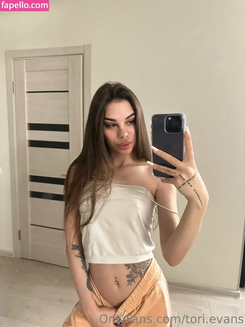 tori.evans Onlyfans Photo Gallery 