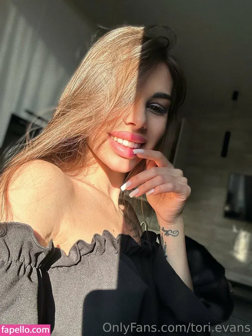 tori.evans Onlyfans Photo Gallery 