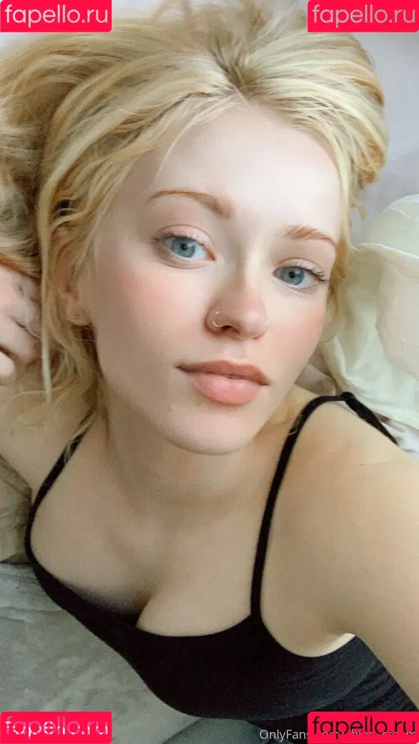 Chloe Cream Onlyfans Photo Gallery 