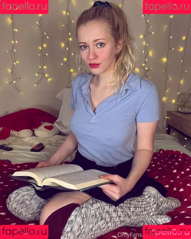 Chloe Cream Onlyfans Photo Gallery 