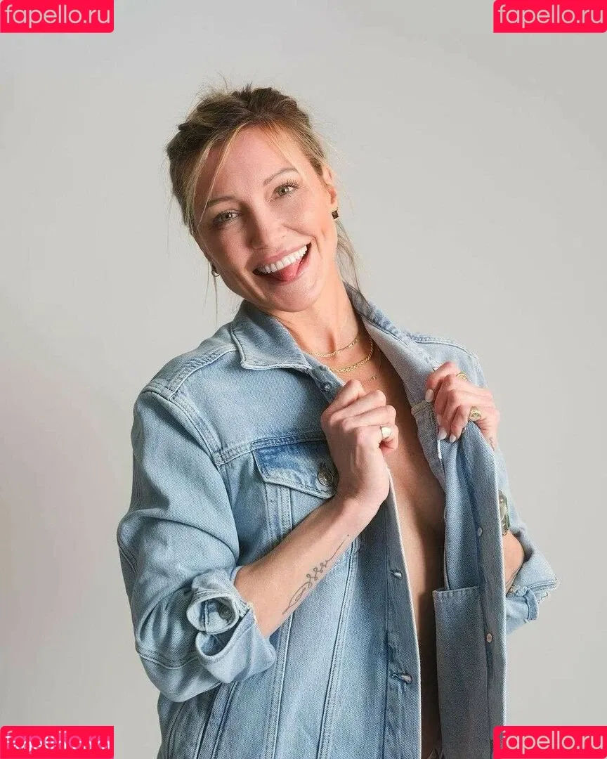 Katie Cassidy Onlyfans Photo Gallery 