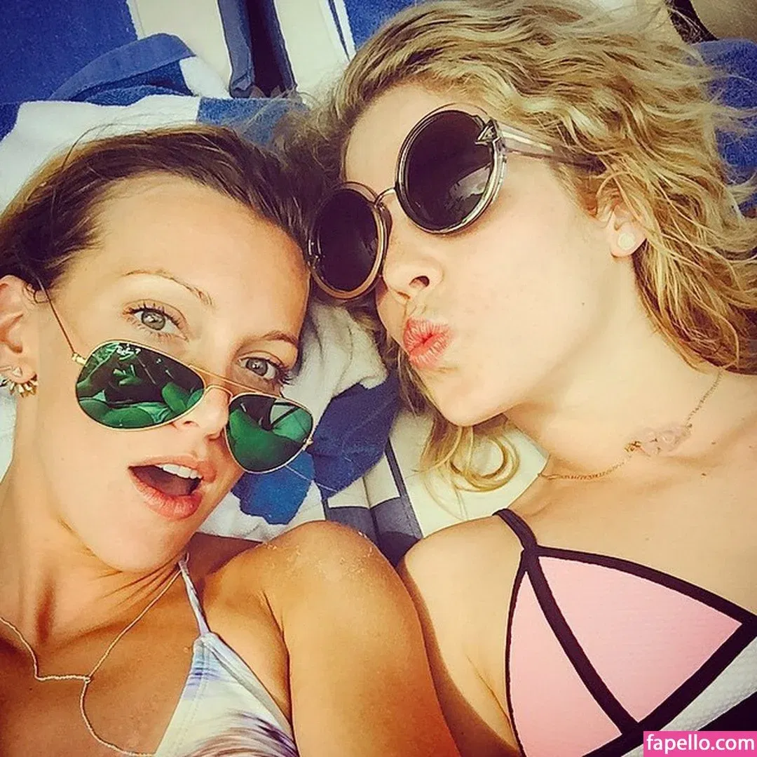 Katie Cassidy Onlyfans Photo Gallery 