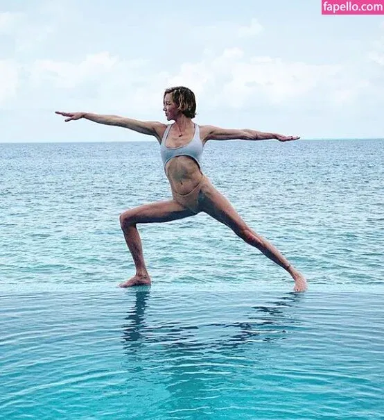 Katie Cassidy Onlyfans Photo Gallery 