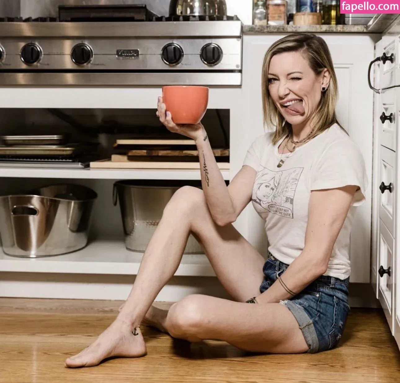 Katie Cassidy Onlyfans Photo Gallery 