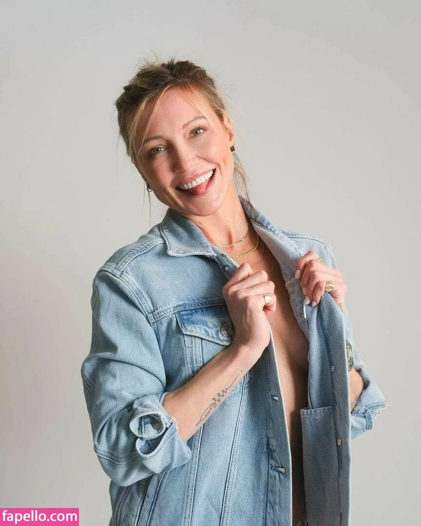 Katie Cassidy Onlyfans Photo Gallery 