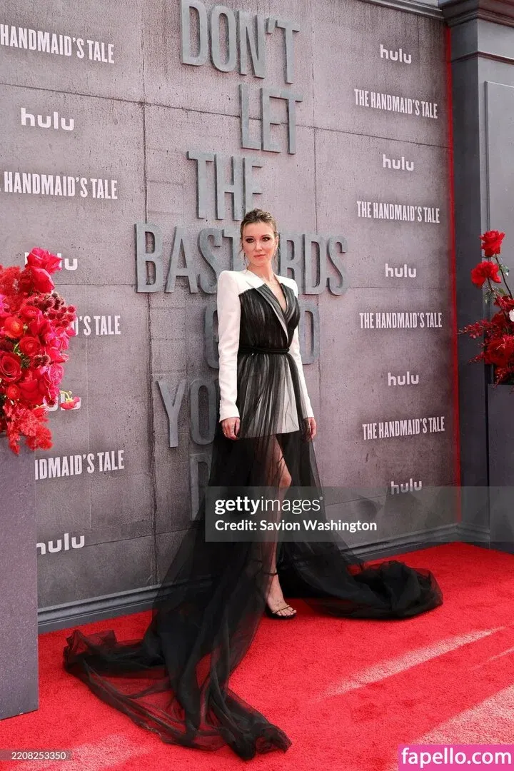 Katie Cassidy Onlyfans Photo Gallery 