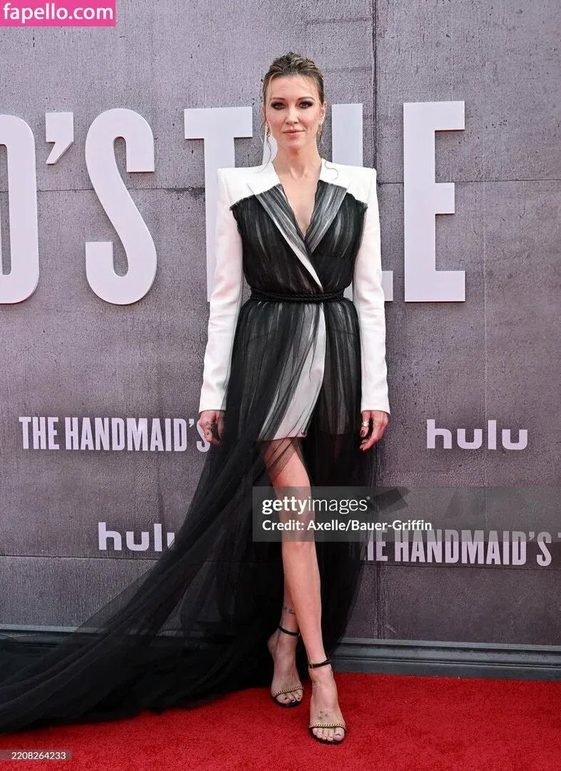 Katie Cassidy Onlyfans Photo Gallery 