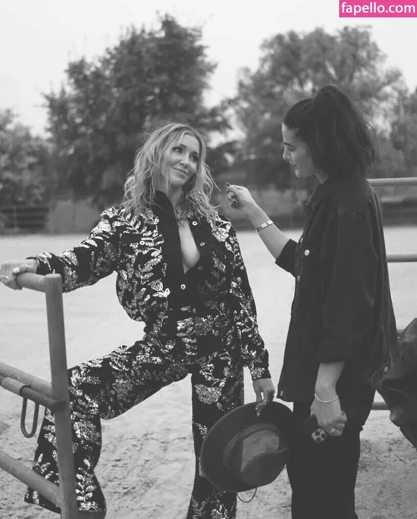 Katie Cassidy Onlyfans Photo Gallery 