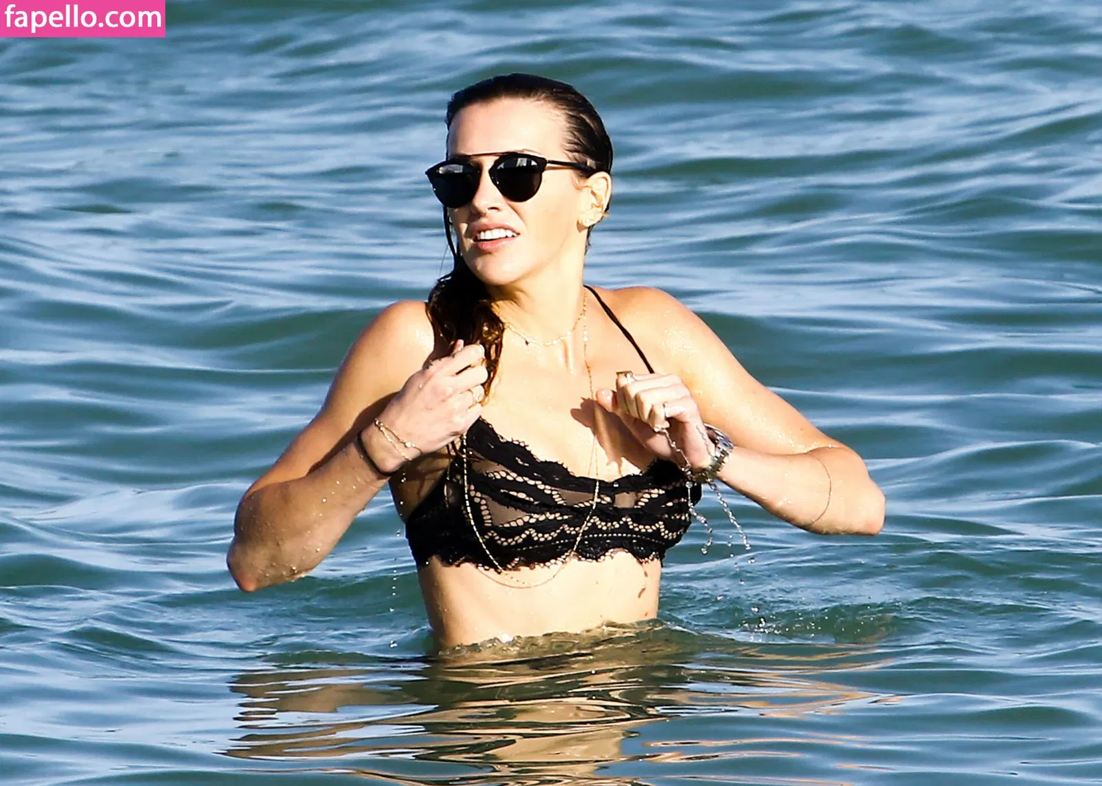 Katie Cassidy Onlyfans Photo Gallery 