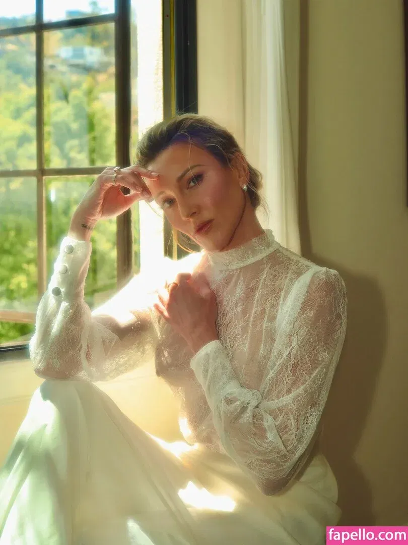 Katie Cassidy Onlyfans Photo Gallery 