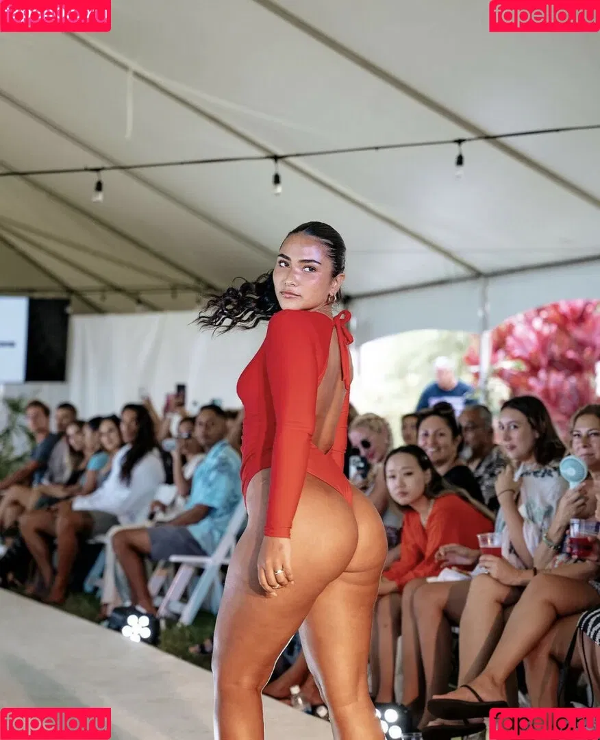Sienna Mae Gomez Onlyfans Photo Gallery 