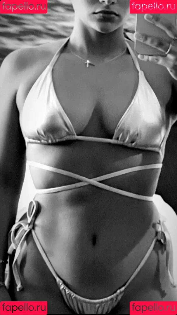 Sienna Mae Gomez Onlyfans Photo Gallery 