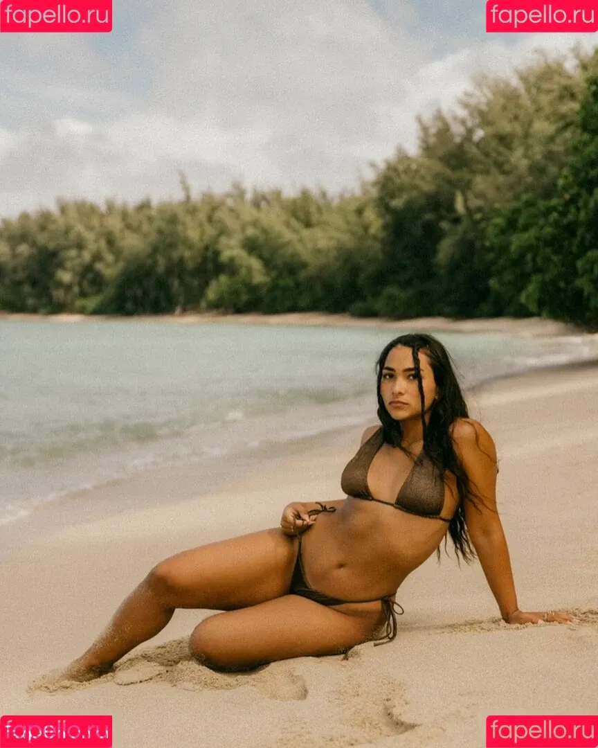Sienna Mae Gomez Onlyfans Photo Gallery 