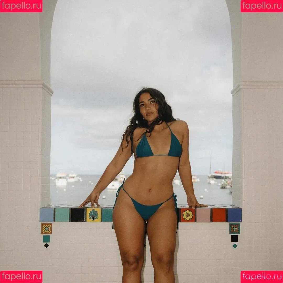 Sienna Mae Gomez Onlyfans Photo Gallery 