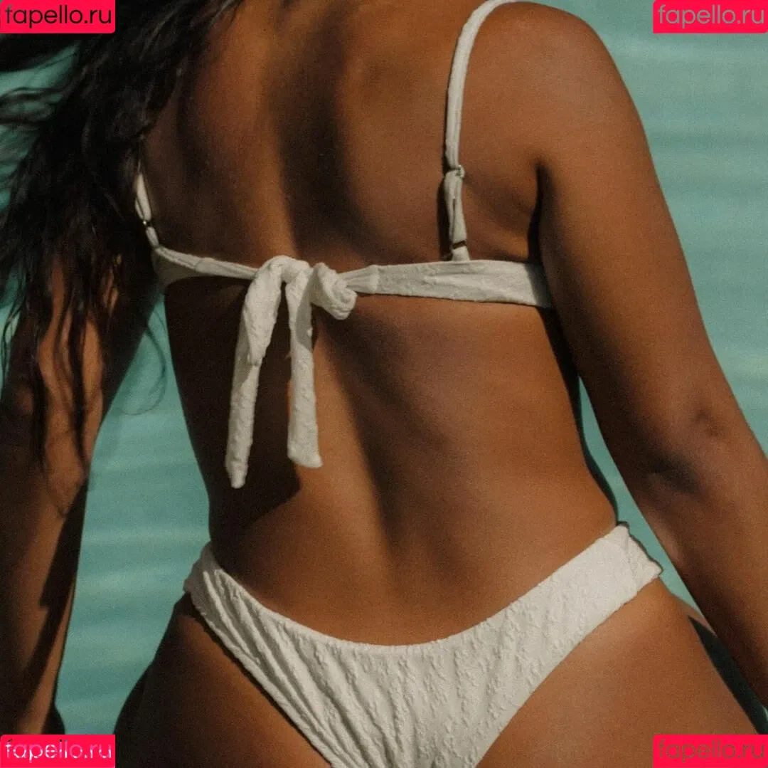 Sienna Mae Gomez Onlyfans Photo Gallery 