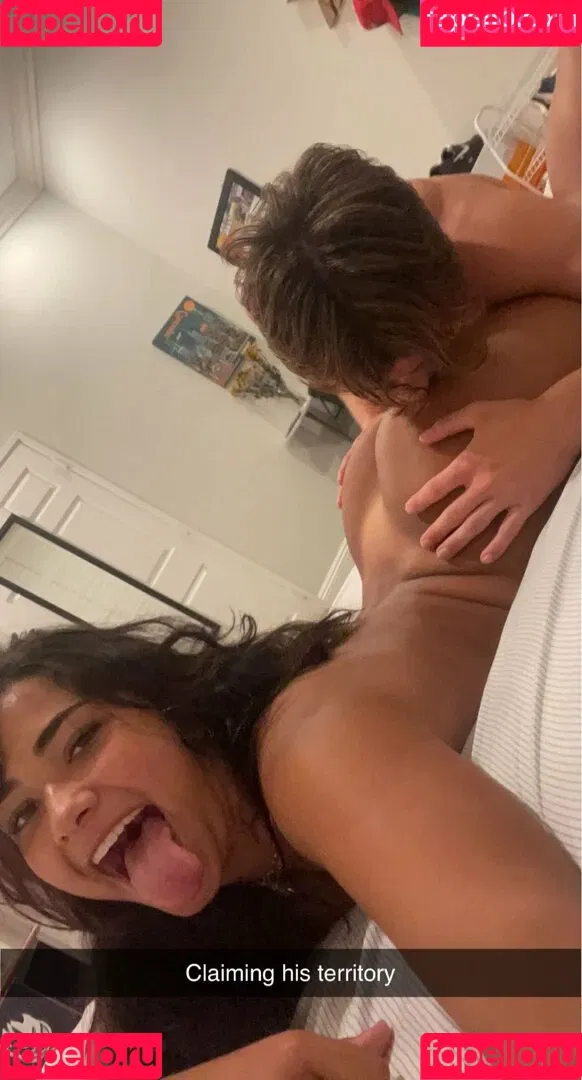 Sienna Mae Gomez Onlyfans Photo Gallery 