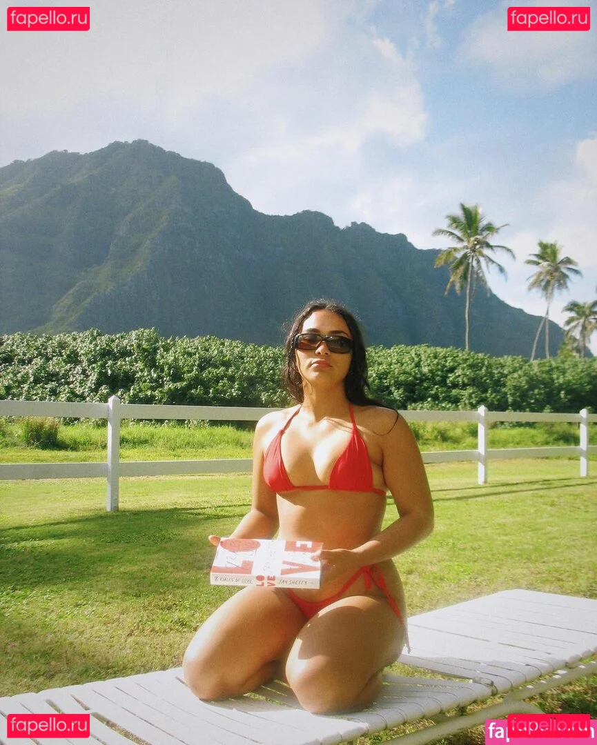 Sienna Mae Gomez Onlyfans Photo Gallery 