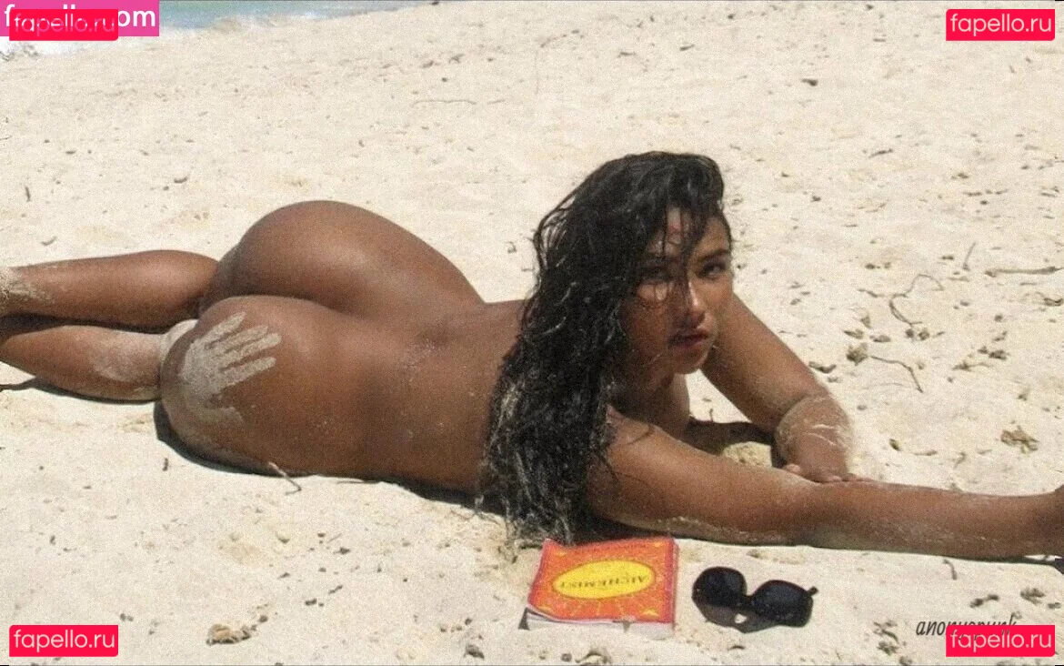 Sienna Mae Gomez Onlyfans Photo Gallery 