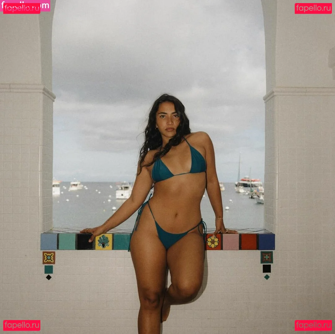 Sienna Mae Gomez Onlyfans Photo Gallery 