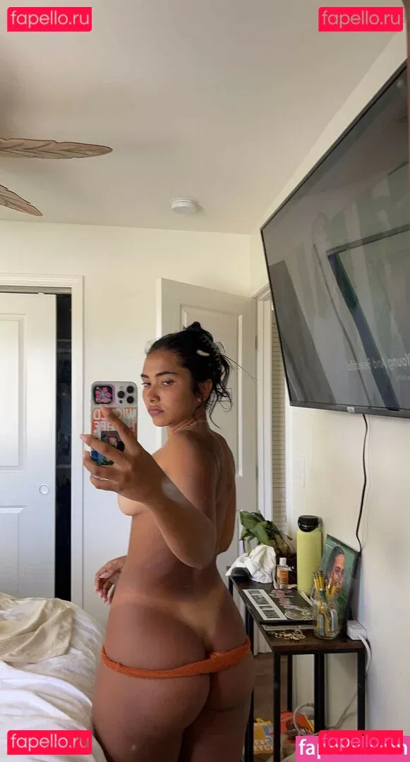 Sienna Mae Gomez Onlyfans Photo Gallery 